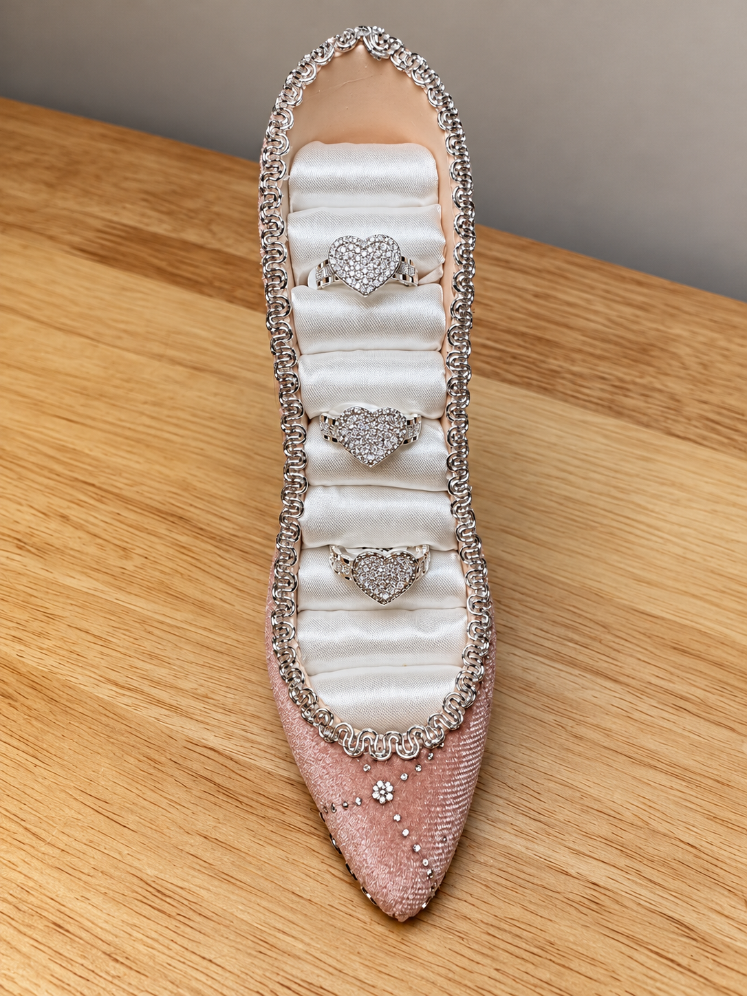 Bella Ring