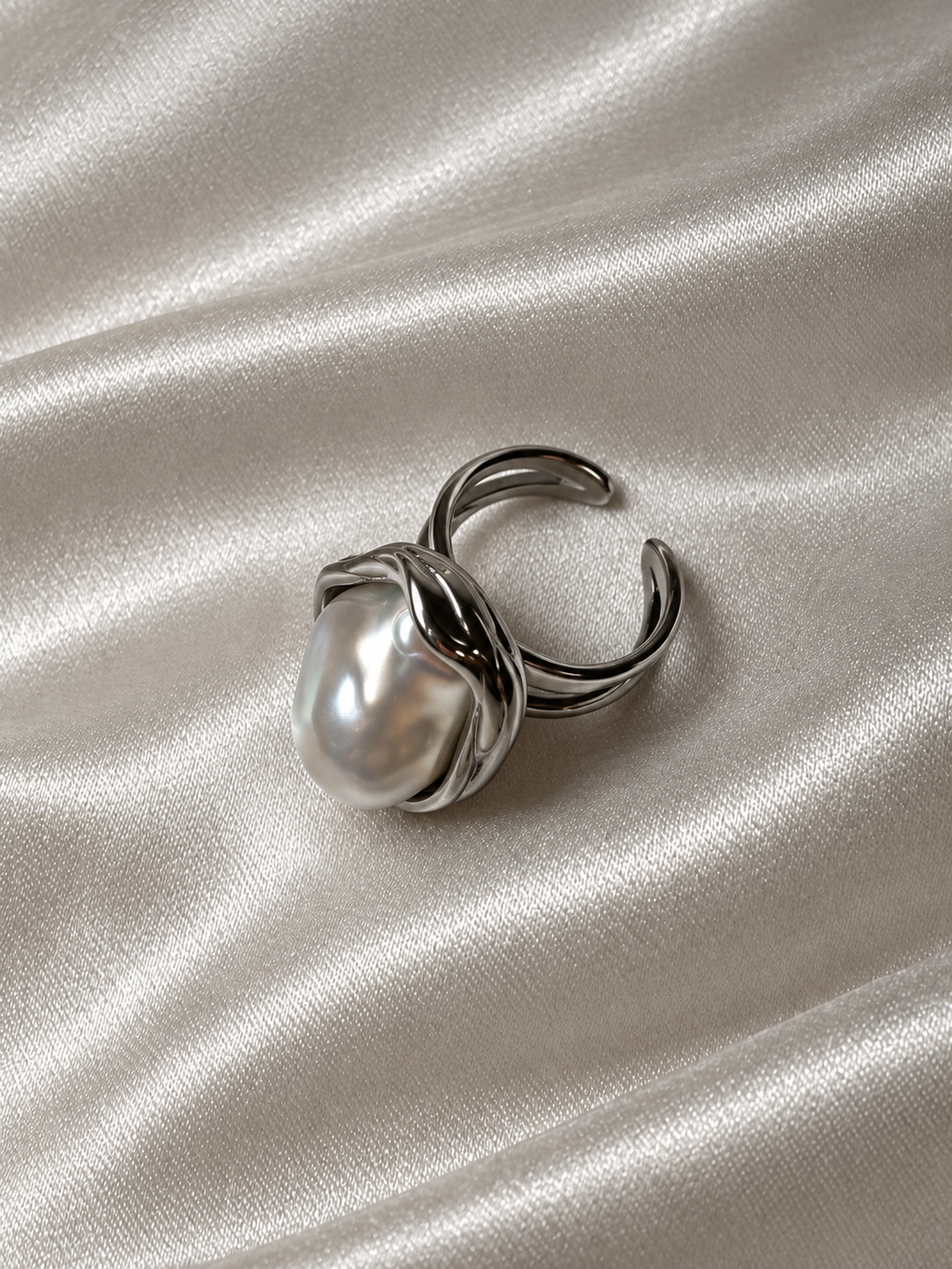Vintage Pearl Statement Ring
