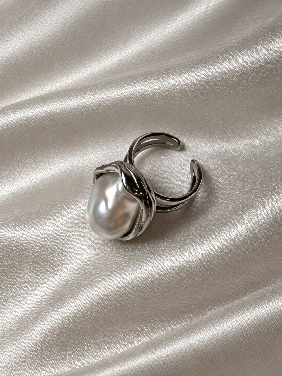 Vintage Pearl Statement Ring