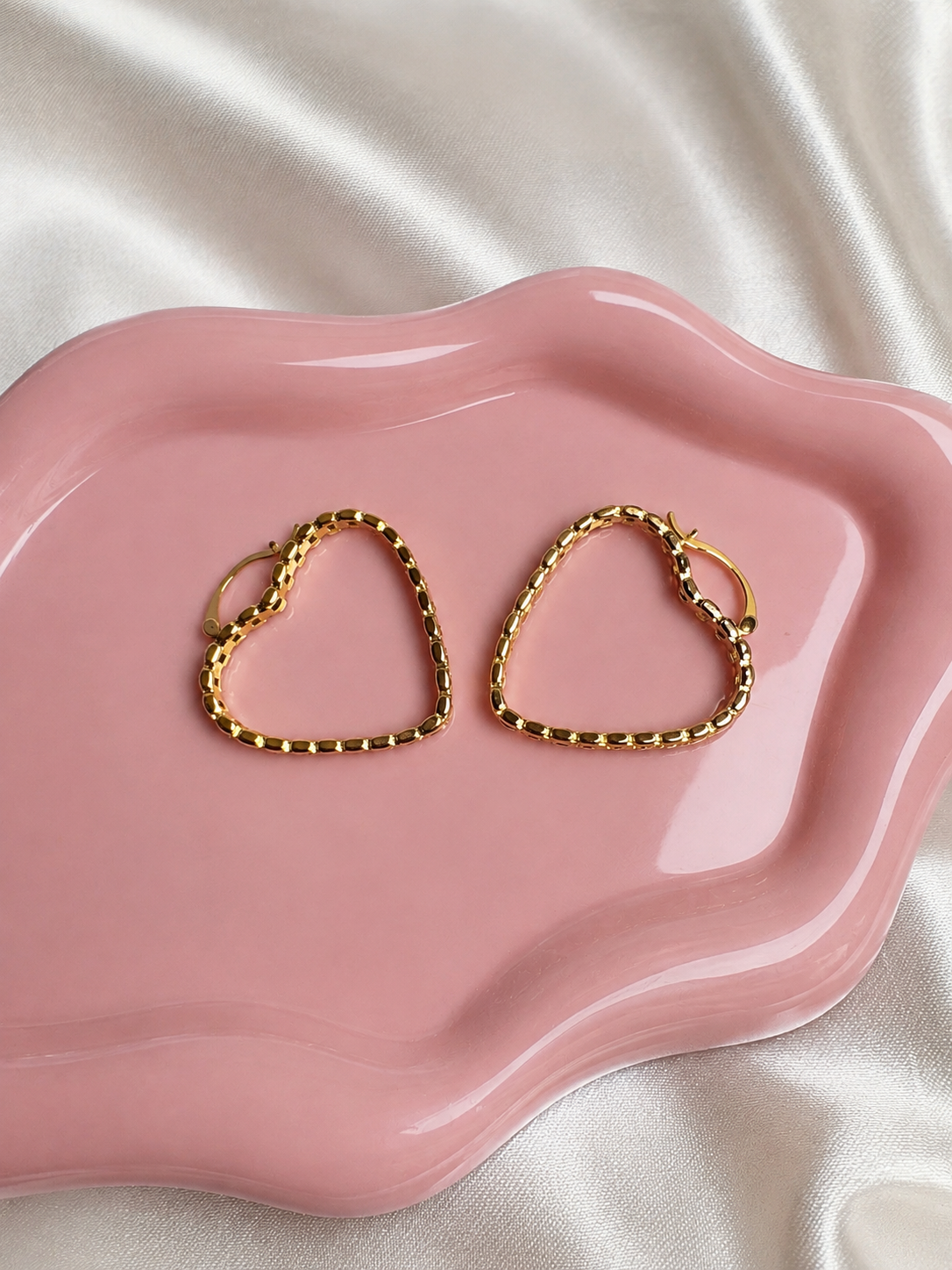 Mon Amour Heart Hoop Earrings – 18K Gold Plated