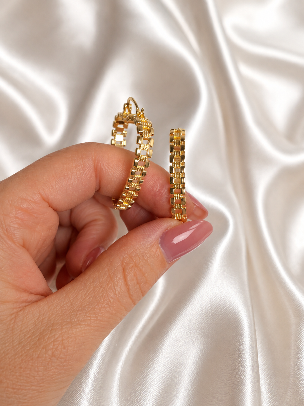 Mon Amour Heart Hoop Earrings – 18K Gold Plated