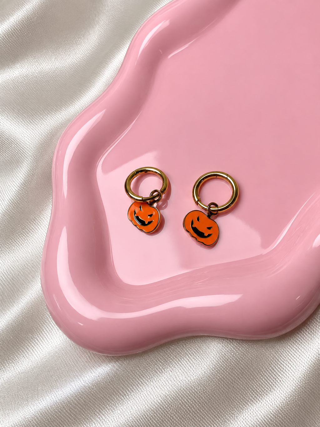 🎃 18K Gold Plated Halloween Pumpkin Huggie Earrings