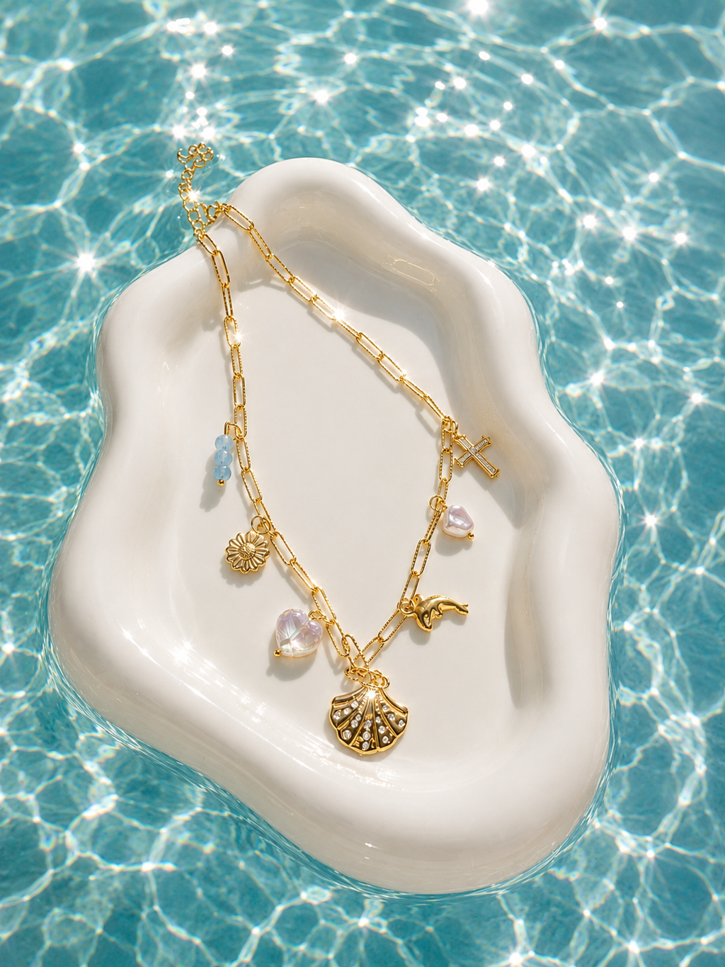 Golden Seashell Charm Necklace 18K