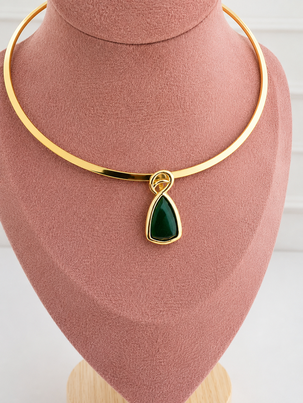 Lunara Stone Choker